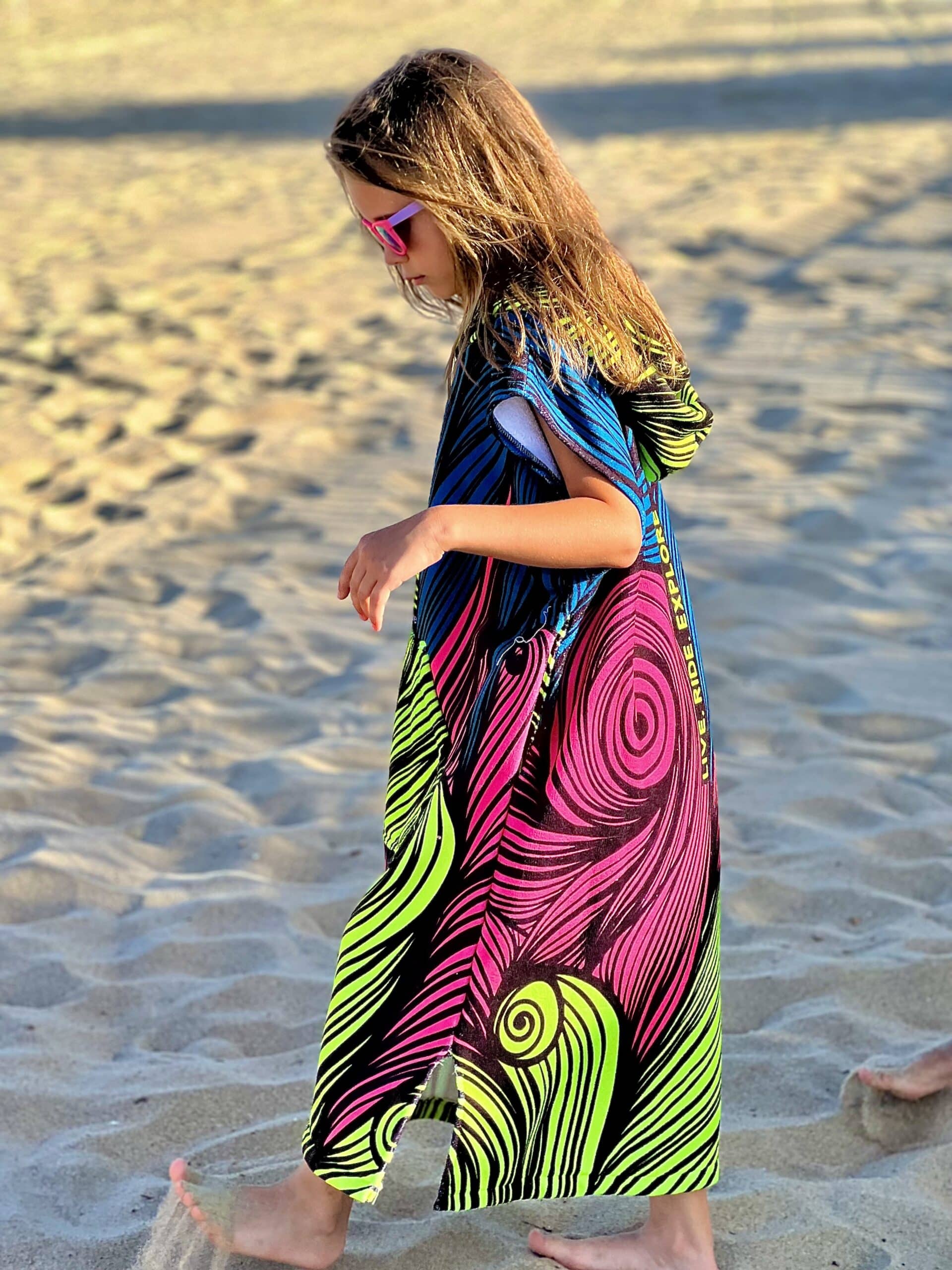 ДЕТСКО ПОНЧО MAZE WAVES PINK