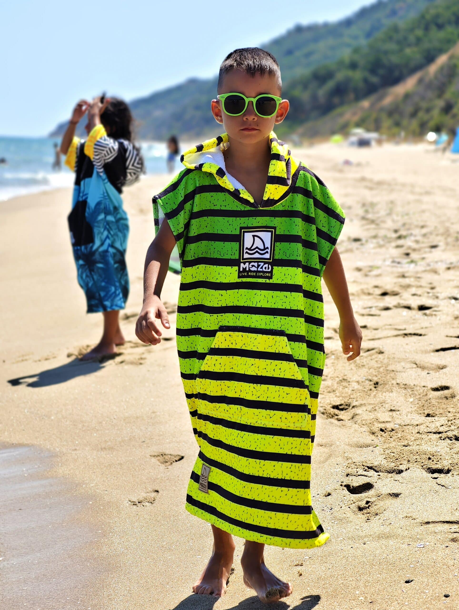 ДЕТСКО ПОНЧО MAZE STRIPES